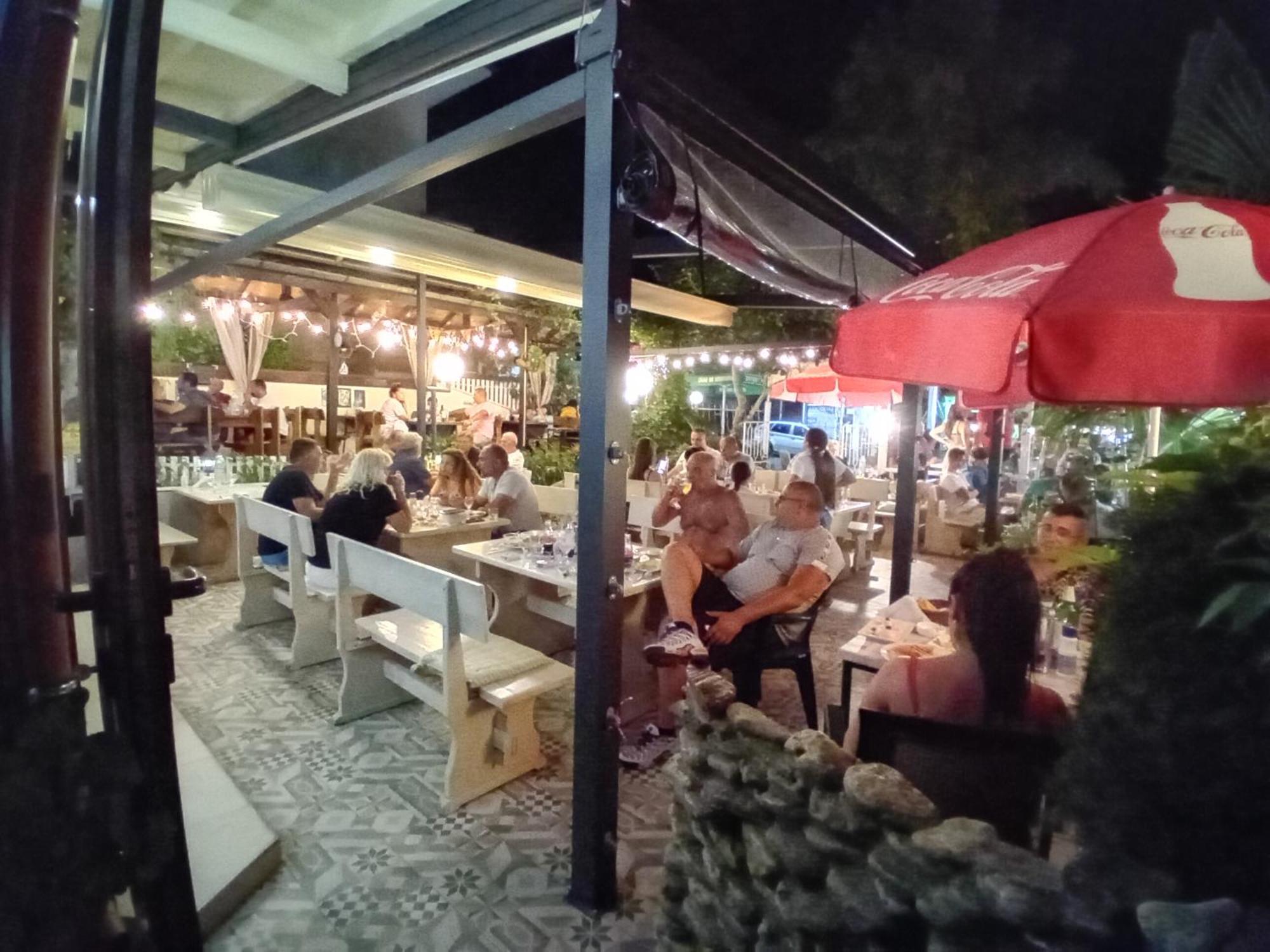 Guesthouse Oasis キテン エクステリア 写真