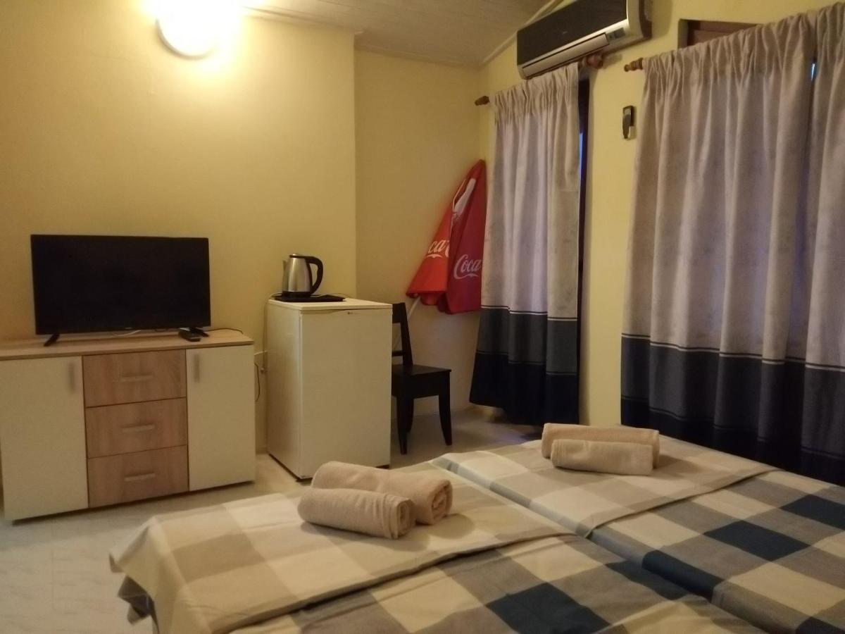 Guesthouse Oasis キテン エクステリア 写真