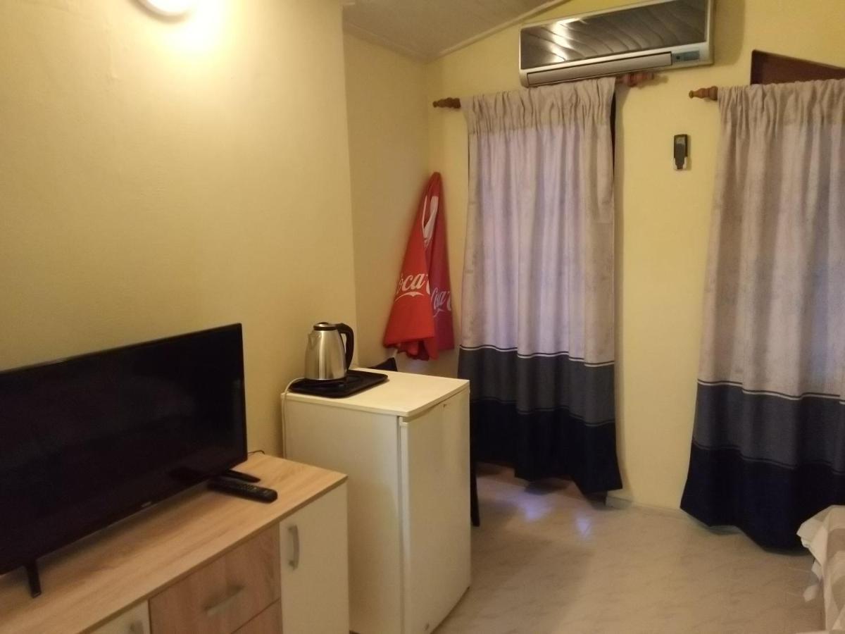 Guesthouse Oasis キテン エクステリア 写真